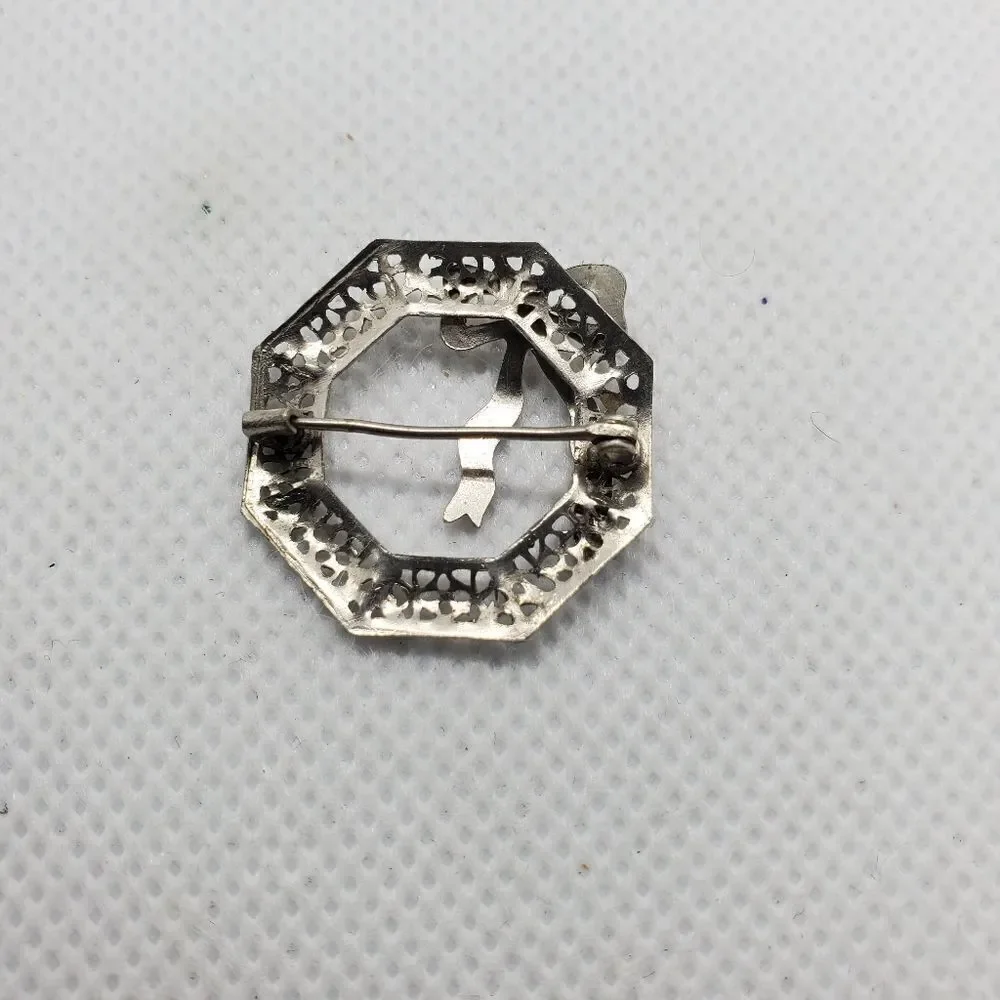Vintage Silver Wreath Brooch